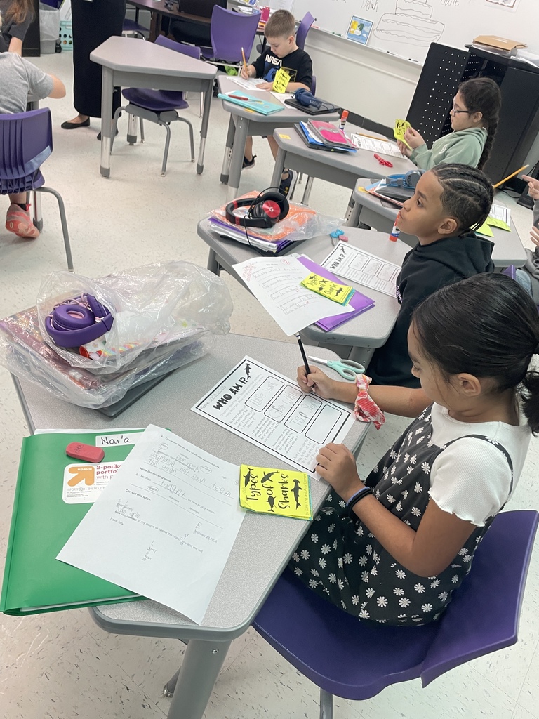 Ms. Brown’s class is taking a deep dive into the ocean! Our 2nd graders turned into "reading researchers" as they explored the world of sharks. Using non-fiction text features, students practiced identifying captions, headings, and diagrams to become experts on their favorite finned friends. It’s amazing to see these young scholars so engaged and hungry for knowledge!