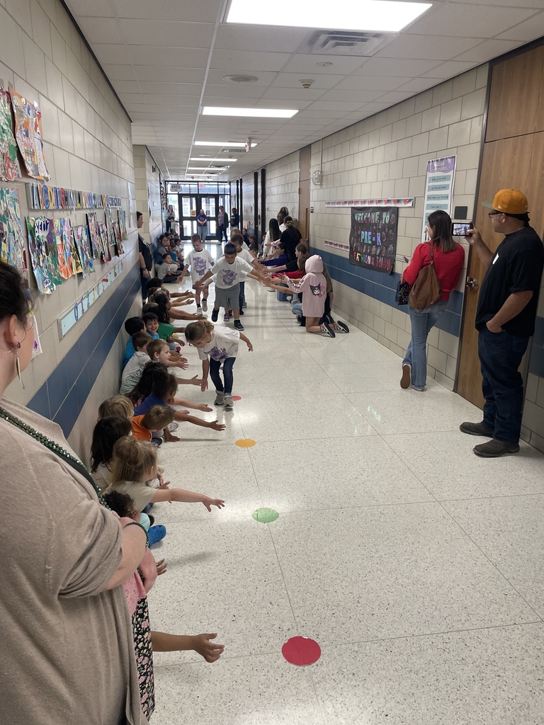Our hallway was buzzing with excitement! Just before the break, we celebrated our third AR Parade of the year! There is nothing quite like the energy of our students being cheered on as they earn those "Super Reader" shirts. We are so proud of the hard work and miles of pages these students have covered. We only have one parade left for the school year—let’s keep that reading momentum going, Rancho Isabella!