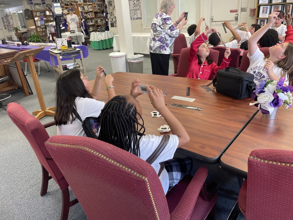 From vintage lenses to future layouts! Our Shutterbugs took a deep dive into the history of our community and craft during their recent trip to the History Center.  A massive thank you to Mrs. Winder for being such an incredible host! She opened up the archives, allowing our students to get hands-on with old camera equipment and explore the fascinating history of Angleton ISD.  We also got a "sneak peek" at the big leagues by visiting the High School yearbook staff and Mrs. Evans! Seeing where their photography journey can lead was so inspiring. Of course, no Shutterbugs trip is complete without a little fieldwork—the students took a creative break outside to practice their angles and capture the beauty of the day.