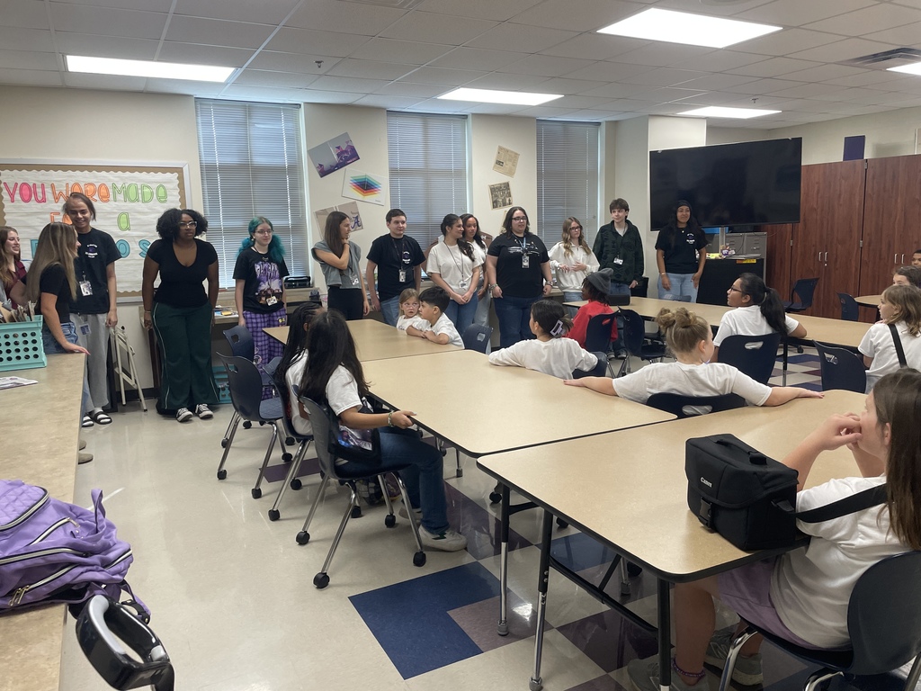 From vintage lenses to future layouts! Our Shutterbugs took a deep dive into the history of our community and craft during their recent trip to the History Center.  A massive thank you to Mrs. Winder for being such an incredible host! She opened up the archives, allowing our students to get hands-on with old camera equipment and explore the fascinating history of Angleton ISD.  We also got a "sneak peek" at the big leagues by visiting the High School yearbook staff and Mrs. Evans! Seeing where their photography journey can lead was so inspiring. Of course, no Shutterbugs trip is complete without a little fieldwork—the students took a creative break outside to practice their angles and capture the beauty of the day.