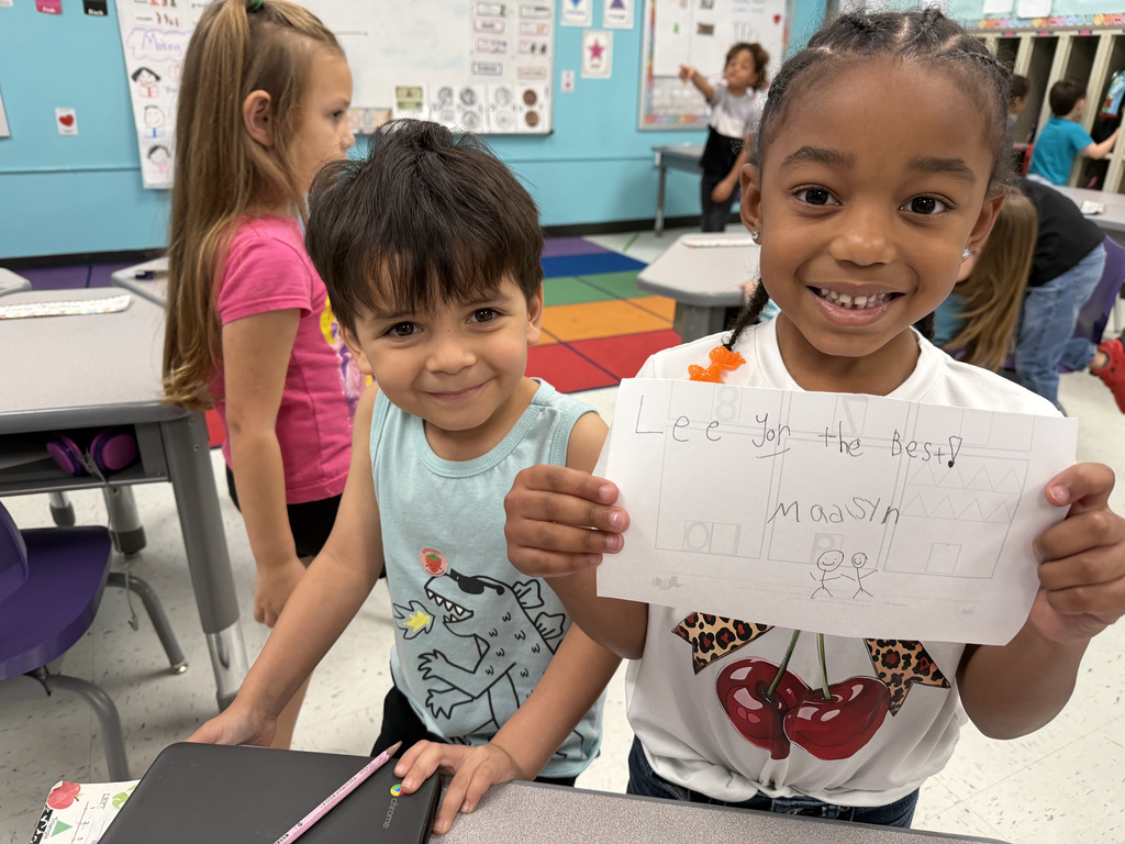 Big thoughts from our littlest Wildcats! Kindergarten centers are full of creativity today as students practice writing sentences and sharing kind messages.