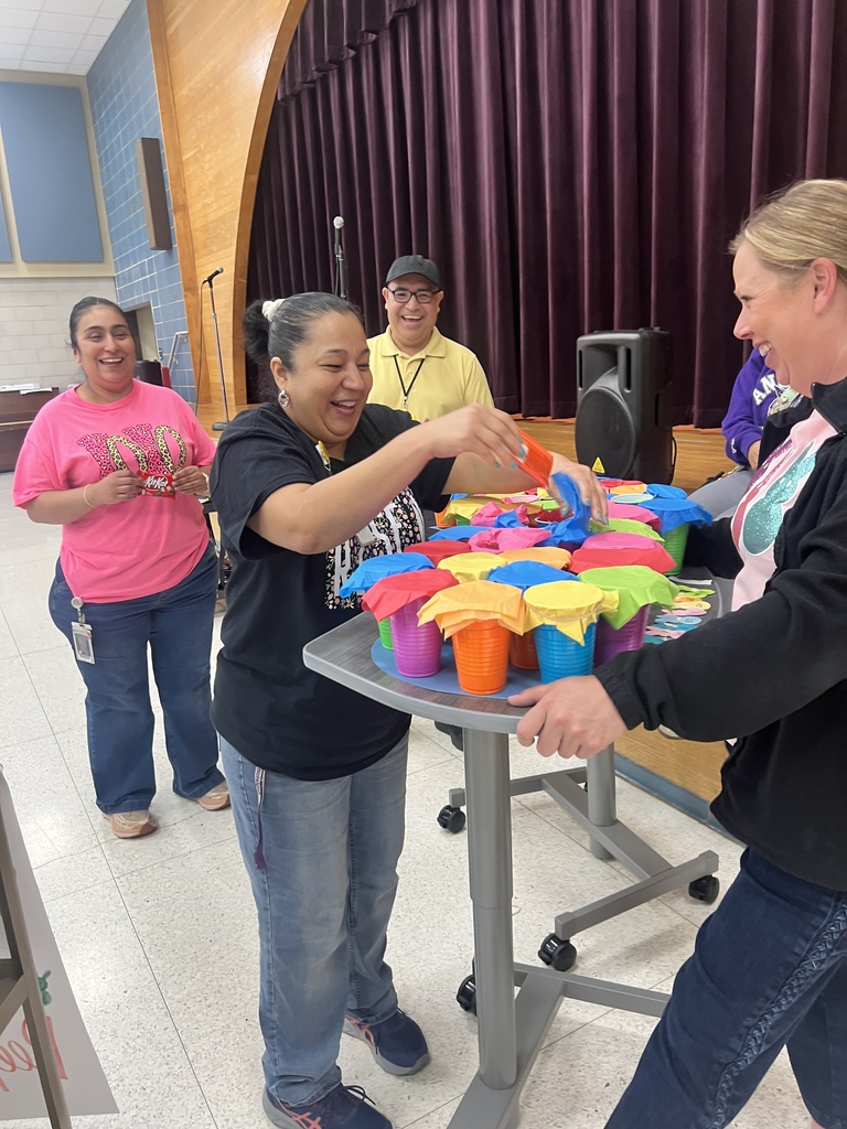 Our staff and students had a blast with some sweet treats and "Peeps" before heading into Easter break. We love finding small ways to bring big smiles to our hallways! It’s truly a treat to work with the best "Peeps" around.