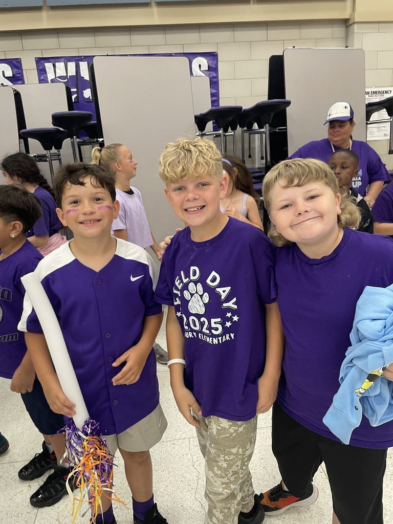 To kick off the first STAAR testing week of the season, our entire school family lined the hallways to cheer on our amazing 3rd, 4th, and 5th graders. From a surprise letter of encouragement from LeBron James to heartwarming videos from parents and teachers, our students know they have a whole village behind them.  A huge thank you to the Junior High cheer and dance teams for bringing the hype! We are so proud of our testers—you’ve got this!