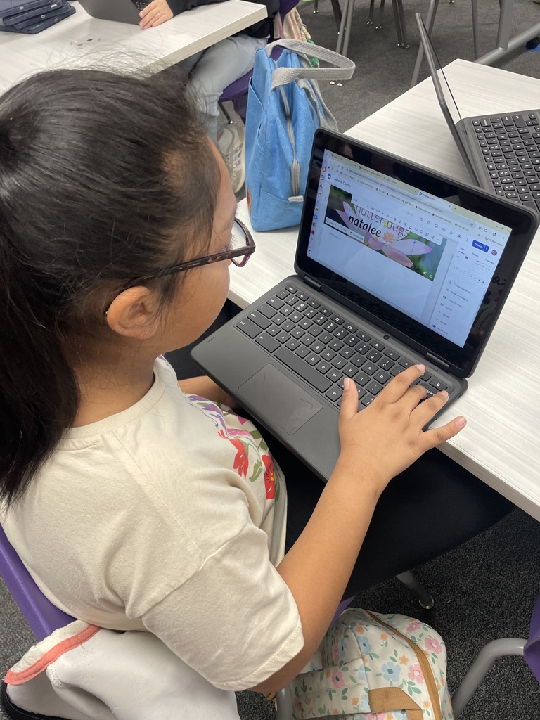 Capturing the moment is just the beginning! Our Shutterbugs are hard at work today, transitioning from behind the lens to the digital screen. They are building their online portfolios to curate and showcase their best shots from the term. It’s more than just photography; it’s about reflection, storytelling, and digital literacy. We can’t wait to share their final galleries with you!