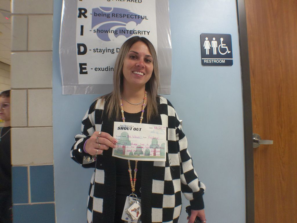Hard work looks good on you! We are so proud of the determination this student showed today. Whether it’s mastering a new skill or showing great character, these are the moments that make our school shine. Join us in cheering him on! 