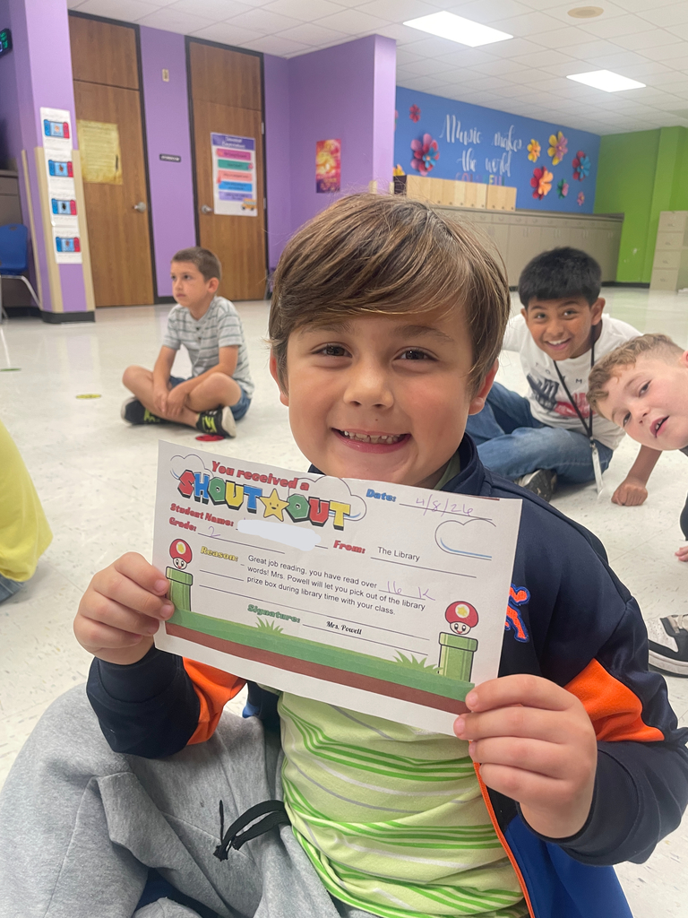 vThere is nothing we love more than putting a spotlight on student success! From mastering new skills to helping out a friend, these daily 'Shout Outs' remind us why our school is such a special place to be. We’re so proud of these students for setting the bar high!