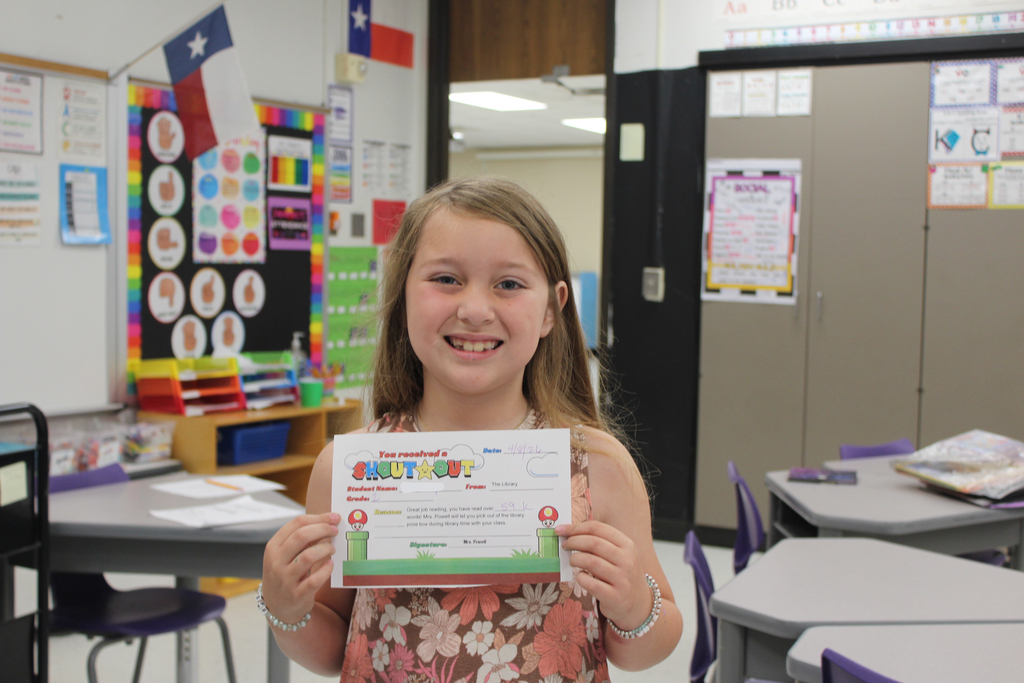 There is nothing we love more than putting a spotlight on student success! From mastering new skills to helping out a friend, these daily 'Shout Outs' remind us why our school is such a special place to be. We’re so proud of these students for setting the bar high!