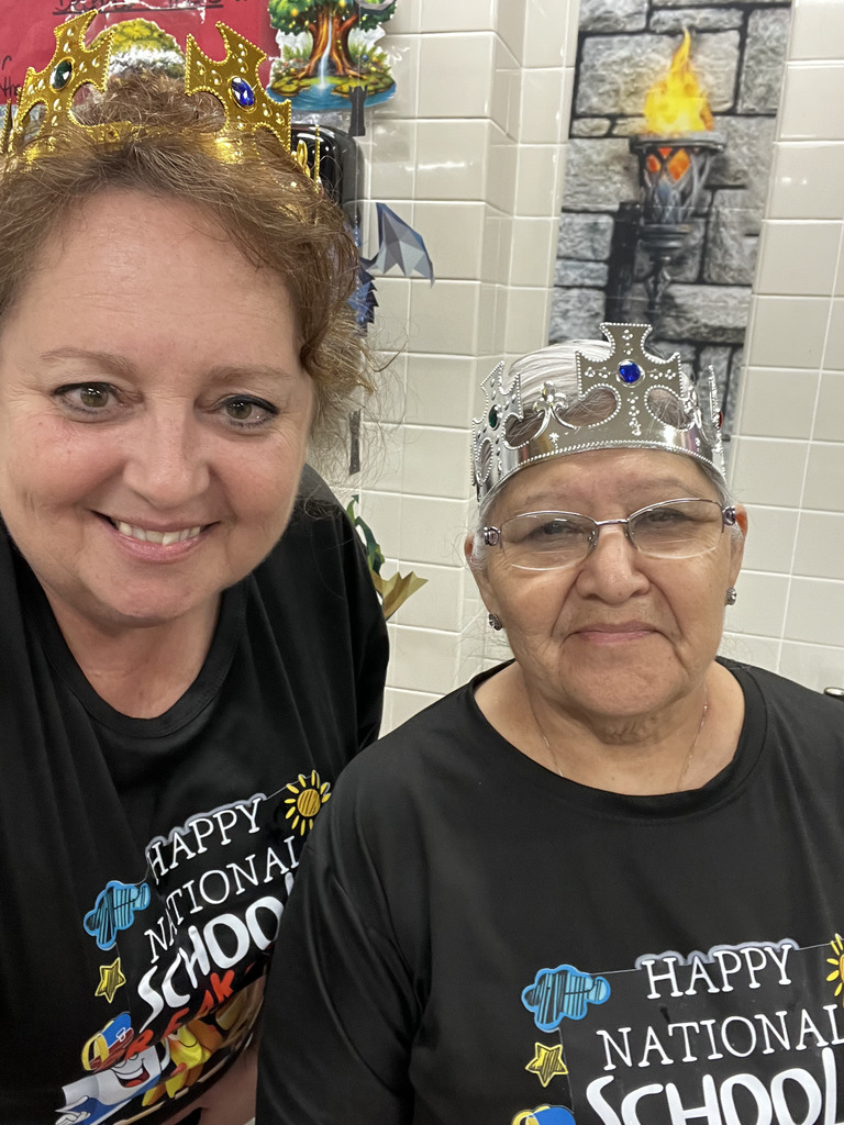 Hear ye, hear ye! Our Quest for School Breakfast has officially come to a legendary conclusion!  From Dragon Egg Sandwiches to Royal Croissants, our brave students fueled up like true knights and wizards all week long. We’ve loved seeing our "adventurers" storm the castle (a.k.a. the cafeteria) with so much excitement. A huge shoutout to our incredible kitchen staff for transforming our school into a medieval realm and making every morning a feast fit for royalty!