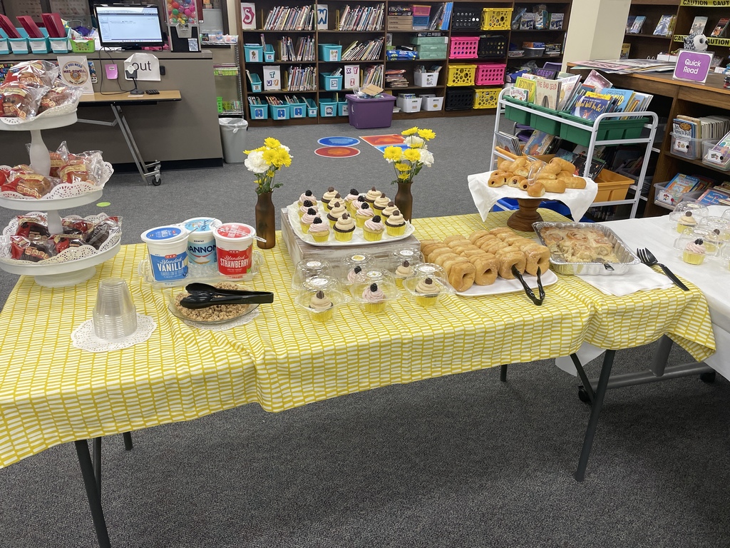 We couldn't do it without our Busy Bees! 🐝💛  This morning, we had the pleasure of hosting a special breakfast to celebrate the incredible volunteers who give their time and energy to our students and staff. From the classroom to the library, your hard work creates a "buzz" of excitement and support that makes our school a better place every single day.  To our volunteers: Thank you for "bee-ing" absolutely amazing! We appreciate you more than words can say.