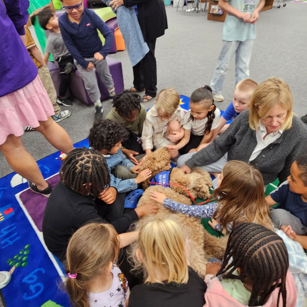 We had the best time welcoming Ruby the Golden Doodle and Bojangles the Bunny this week. From Bojangles’ stylish hats to Ruby’s endless supply of wagging tails, our students were all smiles. There’s nothing quite like a "paws-itive" break in the school day to keep everyone motivated! https://faithfulpawshouston.org/