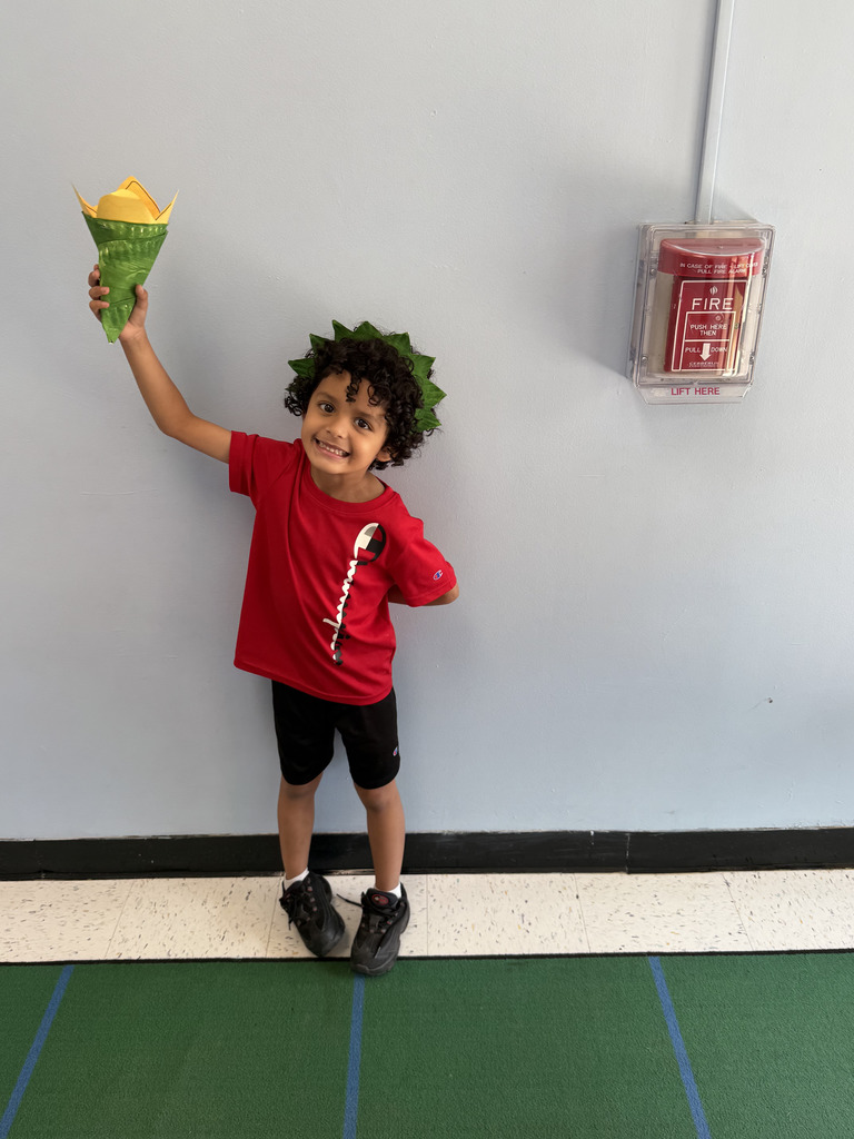 Our Kinder students had a 'torch-bearing' good time learning about American symbols. Check out these mini Lady Liberties showing off their handmade crowns and torches. We think they’re doing a monumental job!