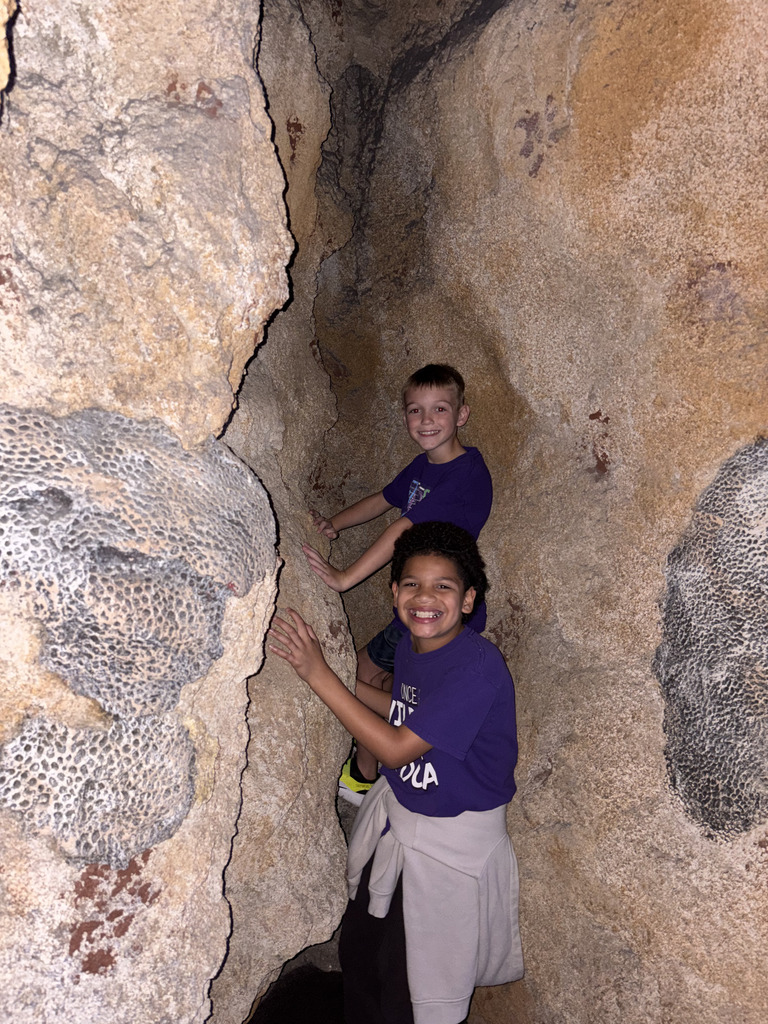 Deep dives and giant discoveries! Our 4th graders took over Moody Gardens Aquarium, getting up close with everything from mesmerizing jellyfish to our favorite feathered friends in the penguin exhibit. Seeing their faces light up as they connect their classroom lessons to the real world is what it’s all about!