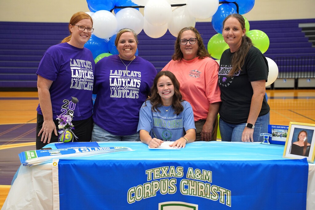Ambrielle Linscombe signs to Texas A&M Corpus Christi