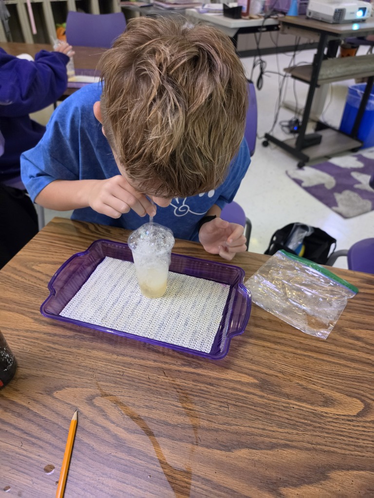 Science in action! Mrs. Edwards' 3rd graders spent the day exploring the states of matter. Through hands-on experiments, our young scientists trapped gases in bubble structures to answer the big question: What are the shapes of solids, liquids, and gases? Way to go, future scientists!