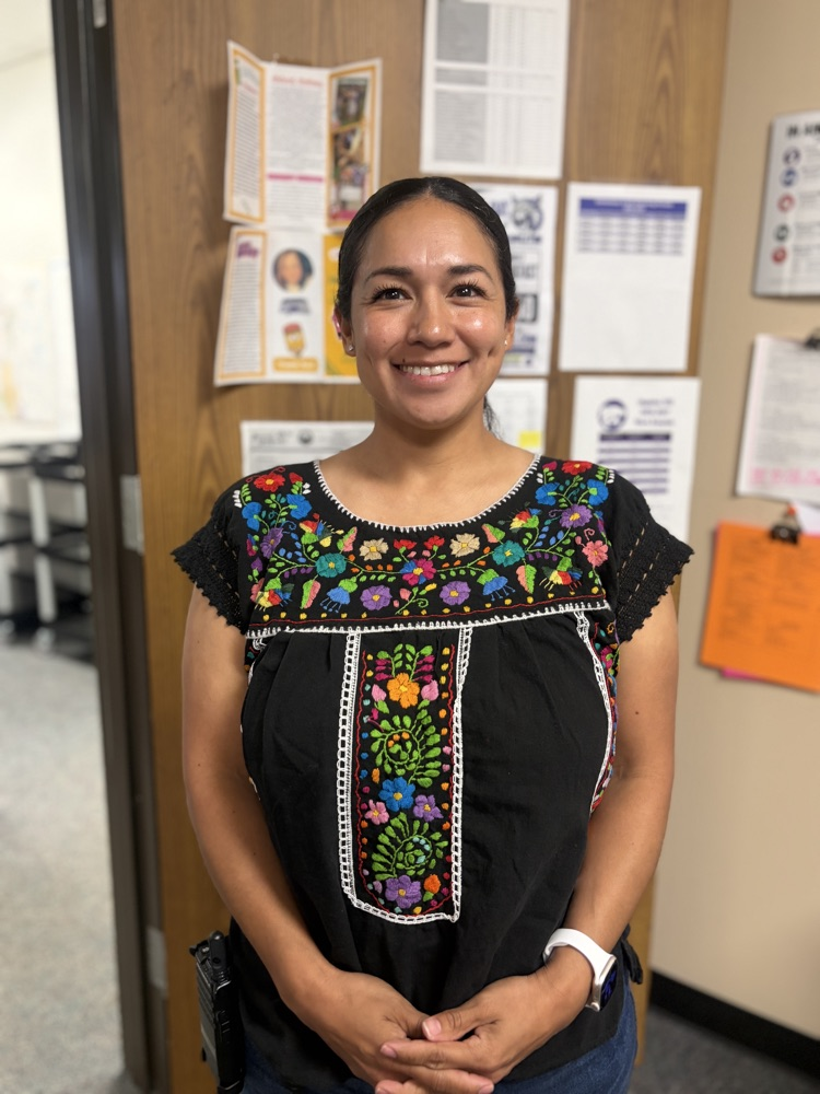 We’re celebrating the rich history, vibrant cultures, and amazing contributions of the Hispanic community. Love seeing everyone dress up and show out for Day 1!