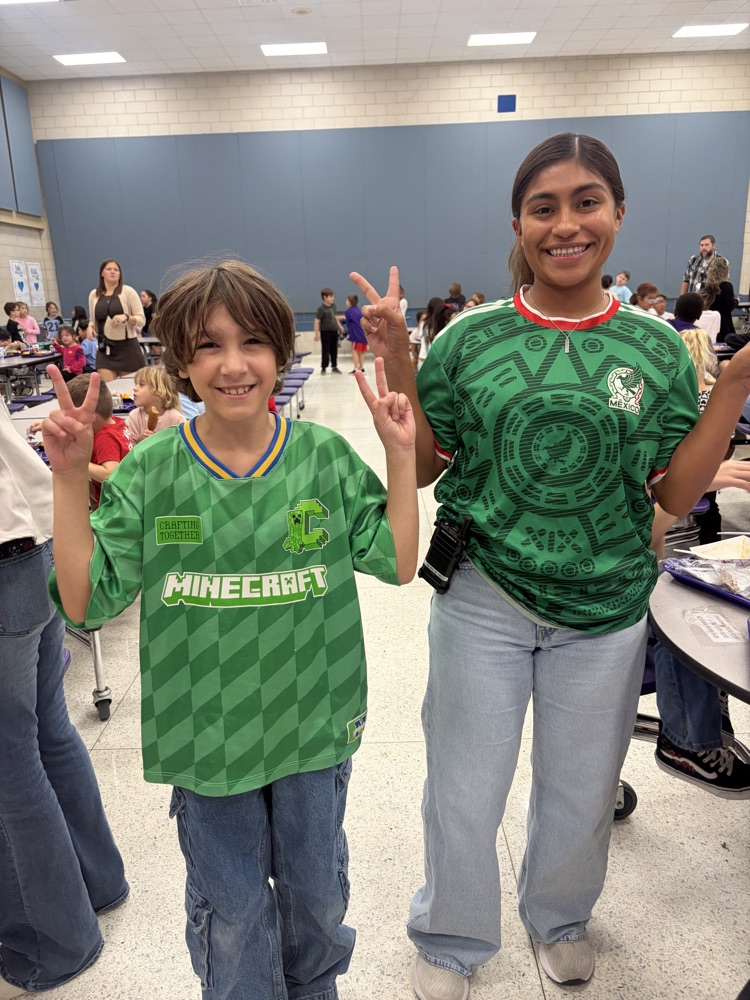 We’re celebrating the rich history, vibrant cultures, and amazing contributions of the Hispanic community. Love seeing everyone dress up and show out for Day 1!