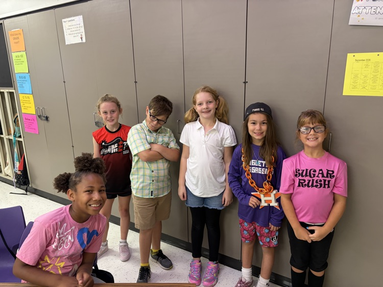 Brains or brawn? Why not both! Our students had so much fun bringing out their best athletic jerseys and classic nerd attire for Nerds vs. Jocks Day today!