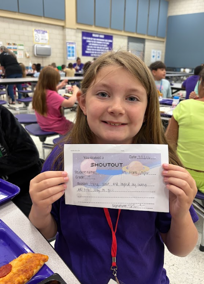 Catching our students going above and beyond! Moments like these show the kindness and hard work happening in our halls every single day. We are so proud of our students for making our school a positive place to grow and learn!