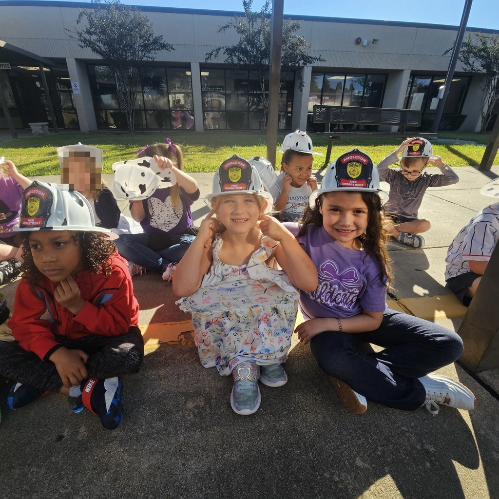 Learning fire safety is all about hands-on practice! Our students had a blast practicing key emergency moves today. A big thank you to the Angleton Fire Department for stopping by—our Pre-K, Kindergarten, 1st, and 2nd graders all loved visiting the fire truck and learning how to stay safe!