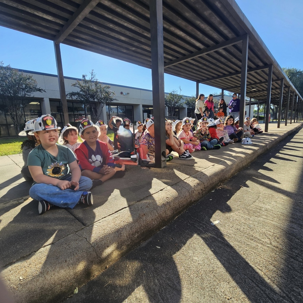 Learning fire safety is all about hands-on practice! Our students had a blast practicing key emergency moves today. A big thank you to the Angleton Fire Department for stopping by—our Pre-K, Kindergarten, 1st, and 2nd graders all loved visiting the fire truck and learning how to stay safe!