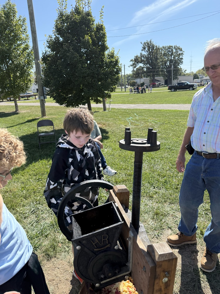 Pioneer Days cider making