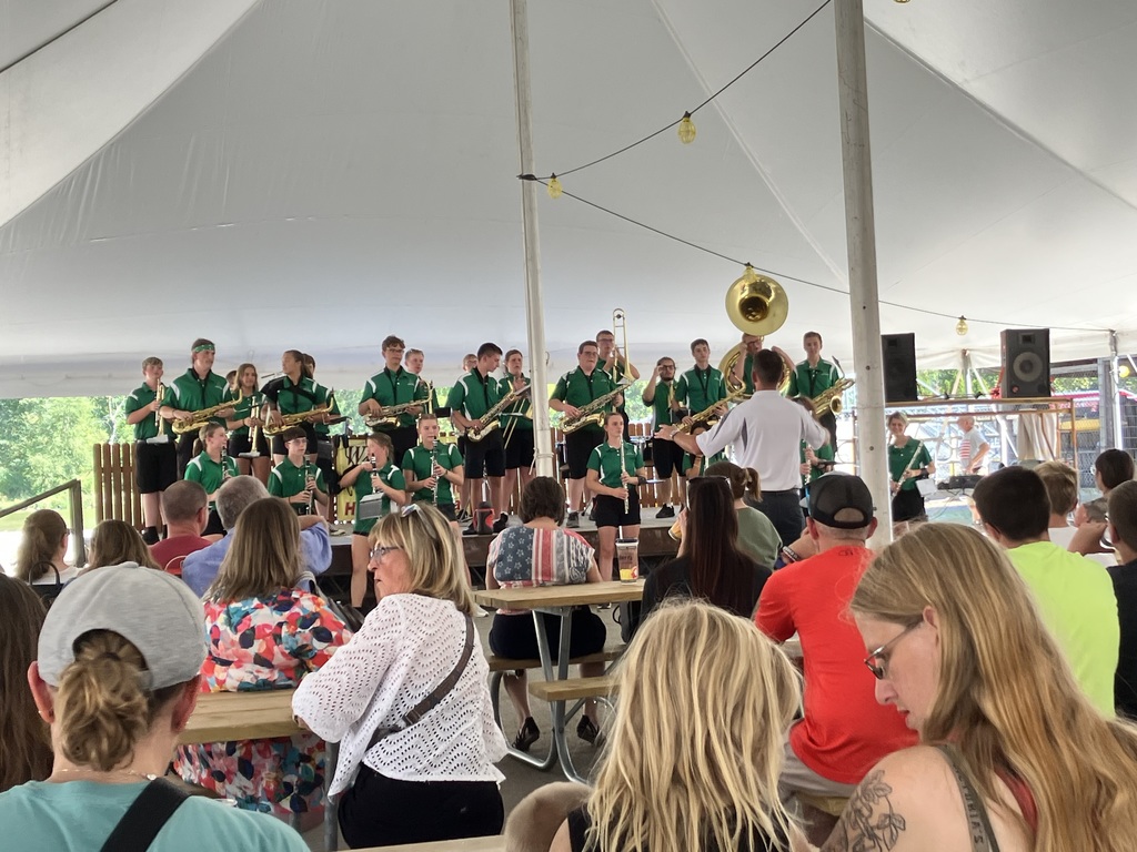 Band at FL's fall fest