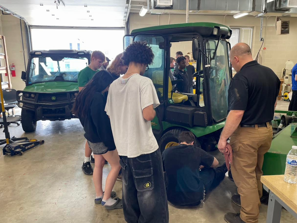 Koenig service front deck