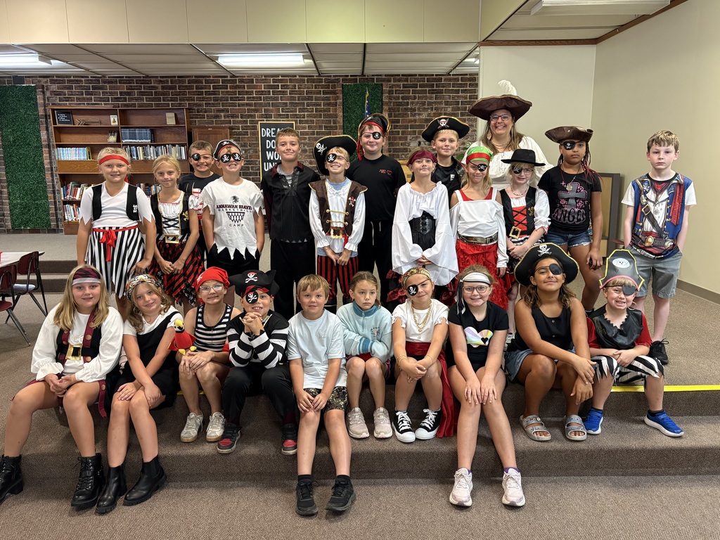 photograph of students in 4th grade dressed as pirates