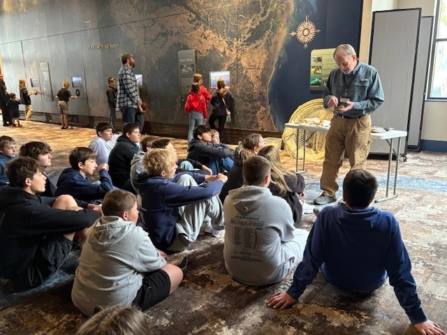 students at the National Mississippi River Museum & Aquarium