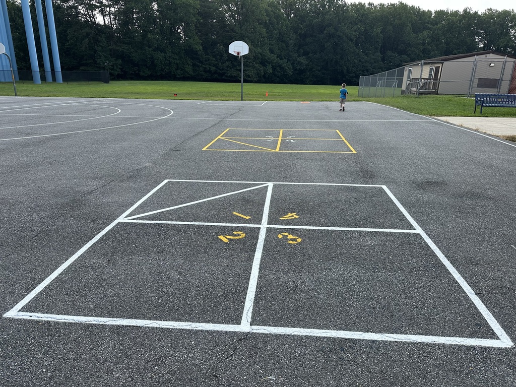 New Four Square Lines