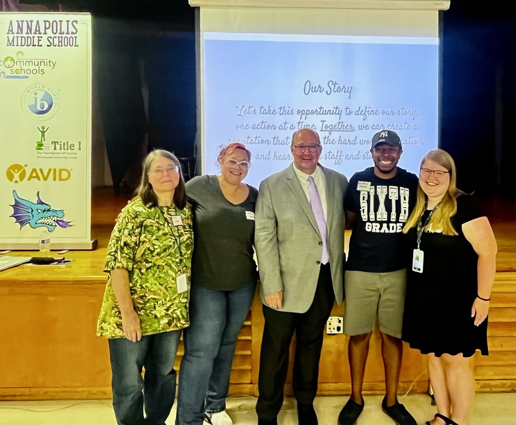AMS Alumni return as staff members to Annapolis Middle School.