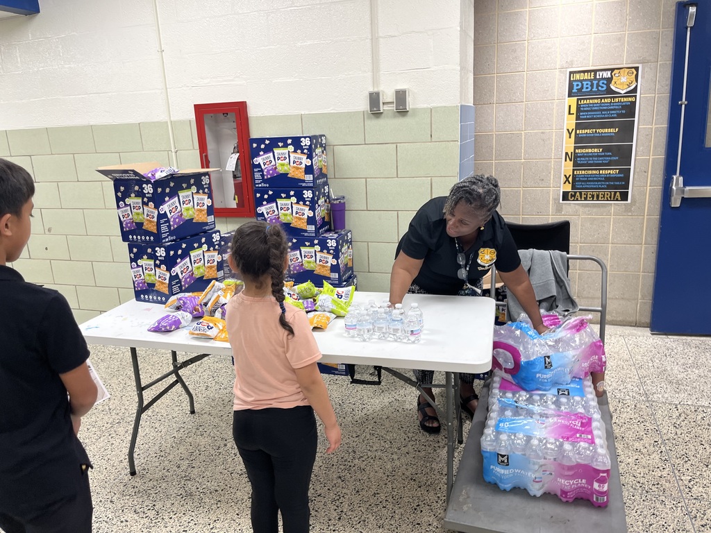 Families were given water and popcorn as a light snack during the event 