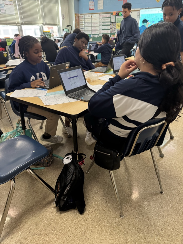 students with google form and drawing xs 