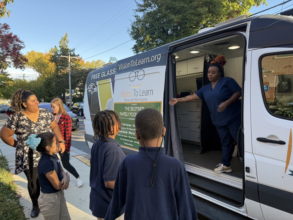 Students visit Vision to Learn