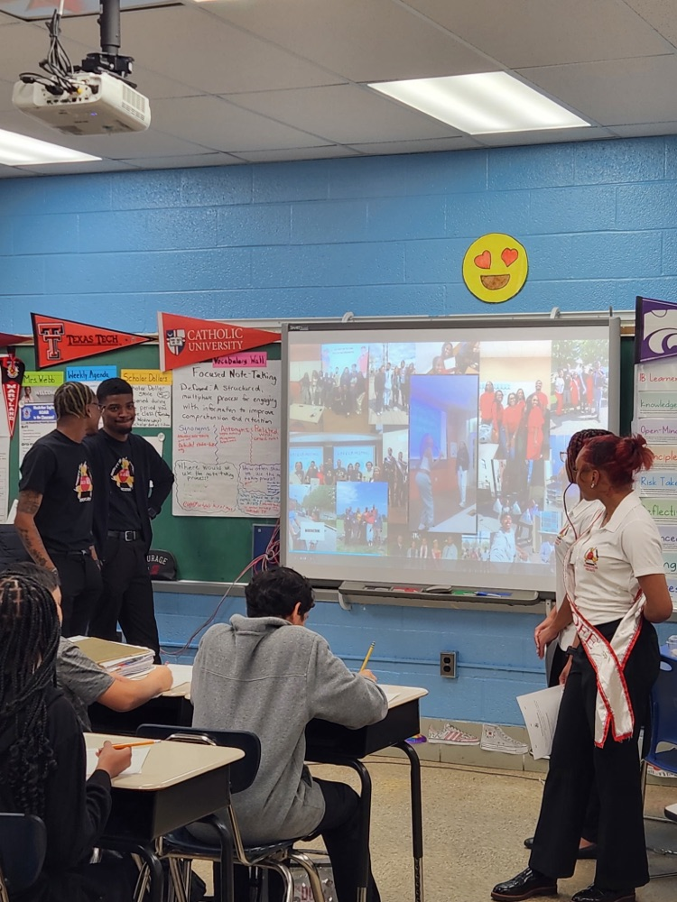 Morgan students presenting.