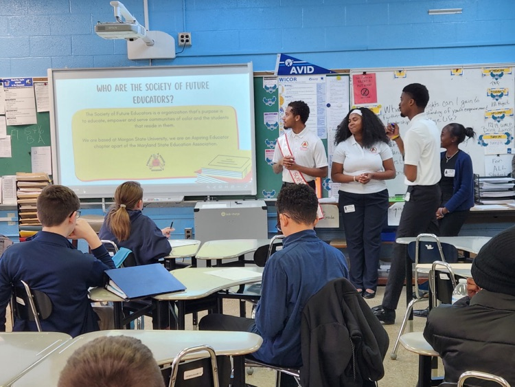 Morgan students presenting.