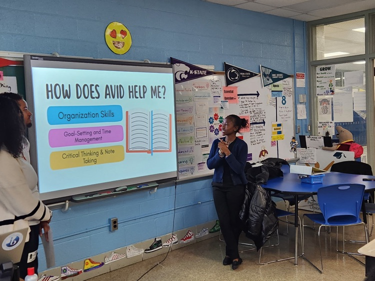 Morgan students presenting.