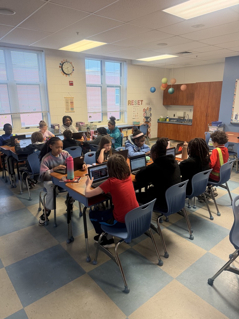 students on chromebooks