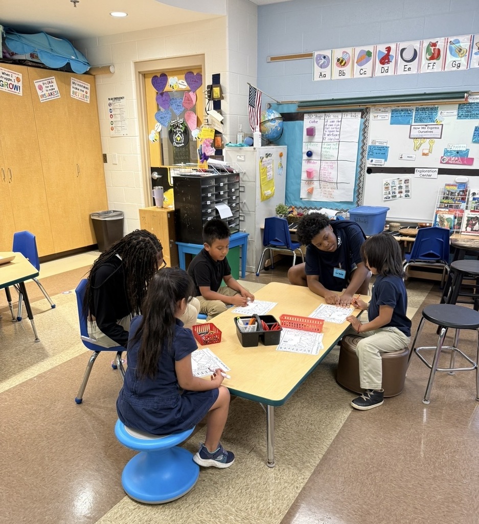 AMS students return to Easport ES