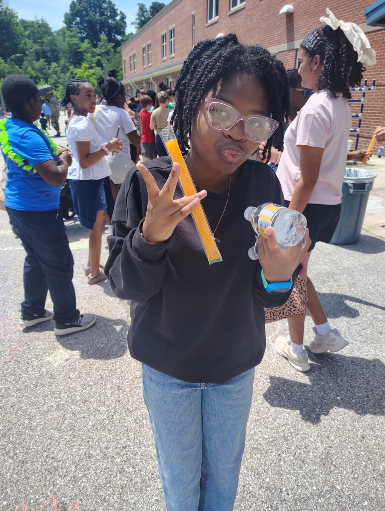student with her ice pop!