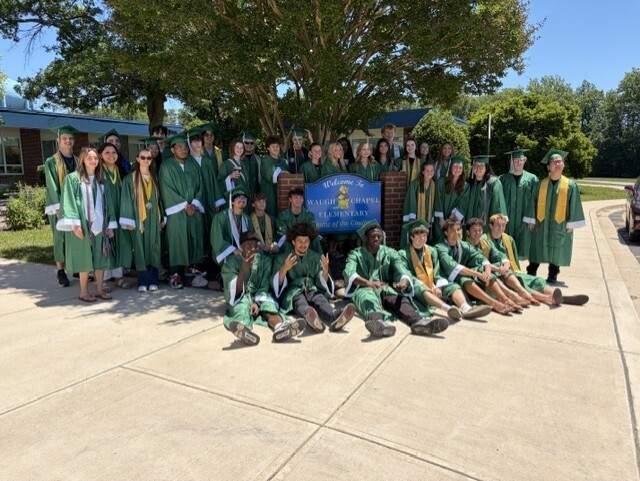 Arundel High graduates