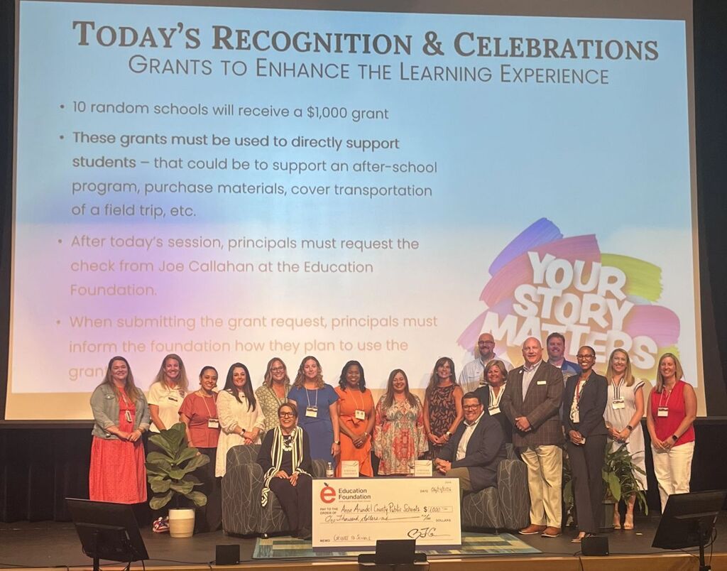 School staff receiving $1,000 grants