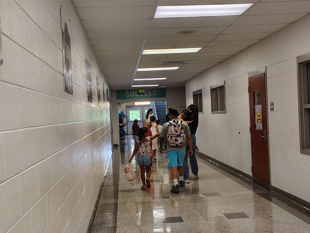 tour time, walking the halls