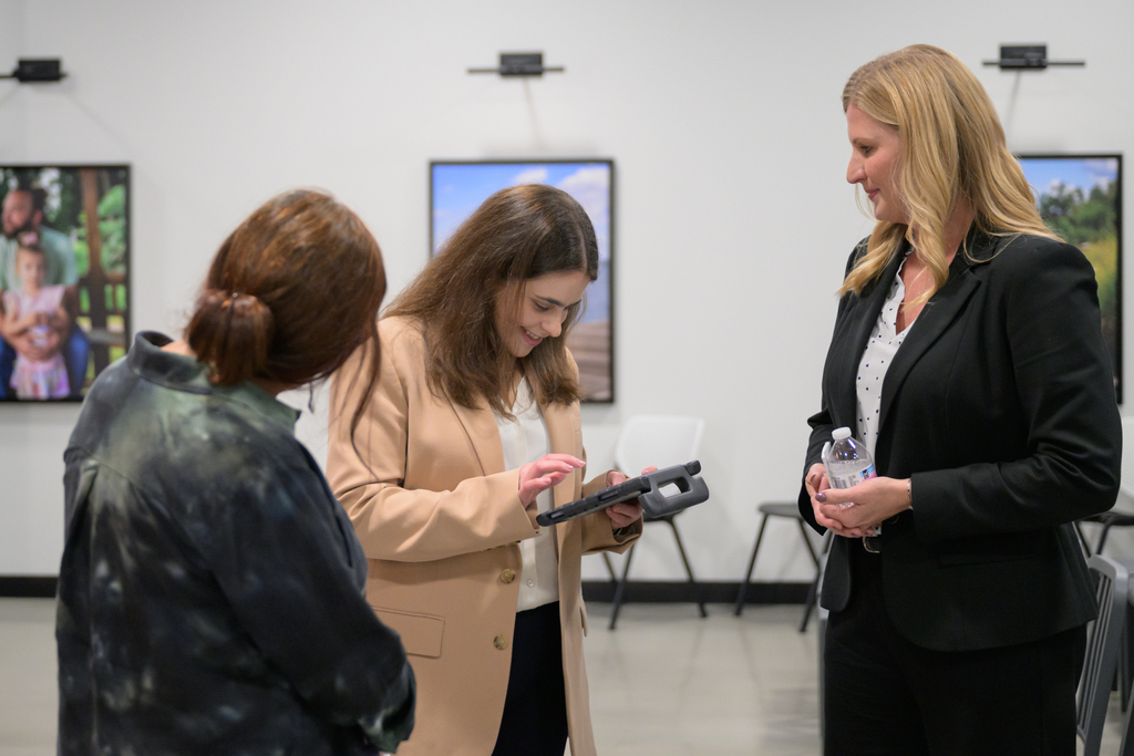 Jordyn Zimmerman and attendees
