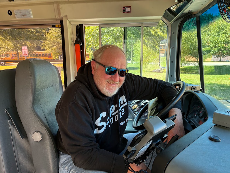 Mr Jay with 5 years of service