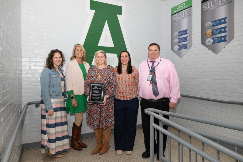 Huerbin receiving honor