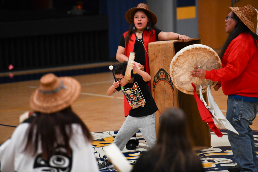 students drumming