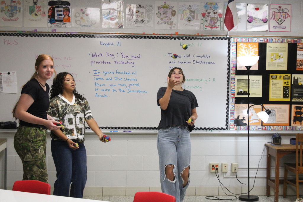 Jaedyn, Destiny and Irelynn Practice Practice