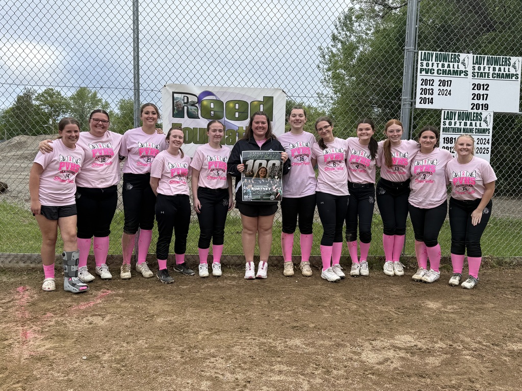 Assistant Coach Kortney McKechnie and the Lady Howlers