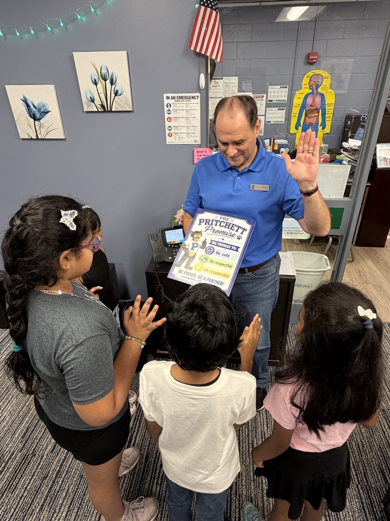 Dr. MOreland doing the PES promise.